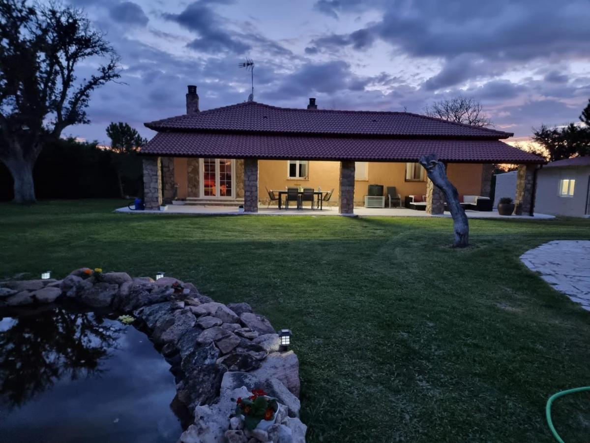 Villa Pancorbo Velayos Zewnętrze zdjęcie