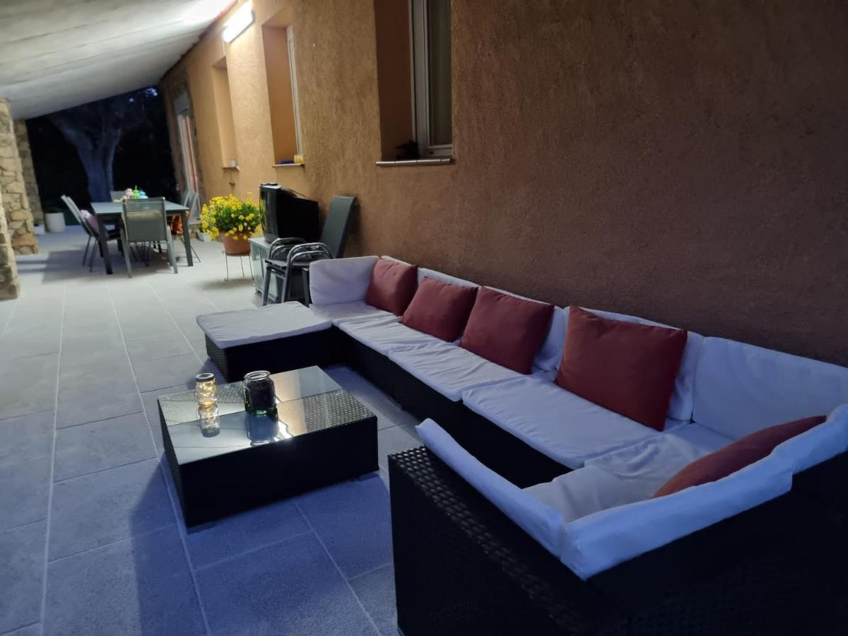 Villa Pancorbo Velayos Zewnętrze zdjęcie
